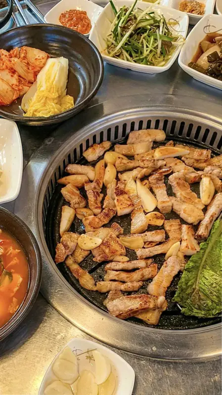 마장동숯불구이 황성점 신선한 오겹살과 정갈한 상차림
